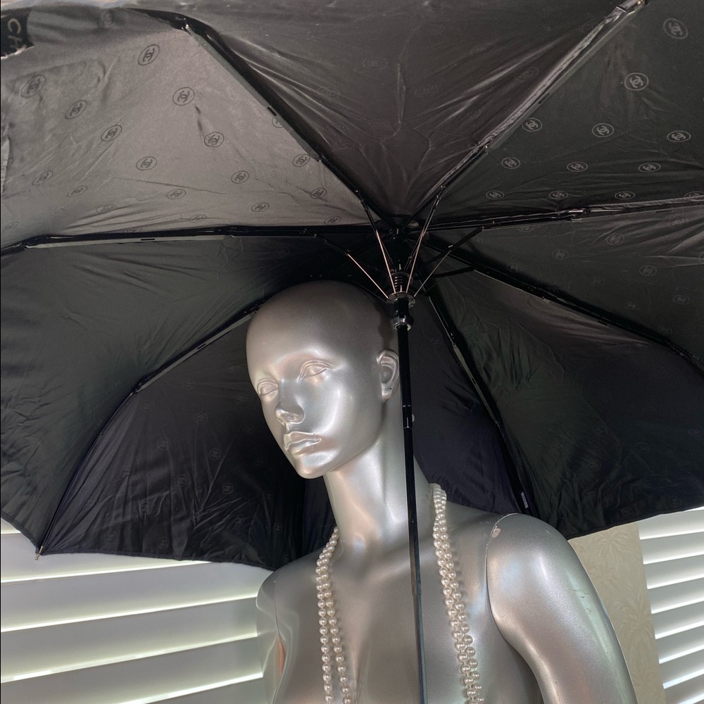 SOLD❌DO NOT BUY❌ Chanel Umbrella